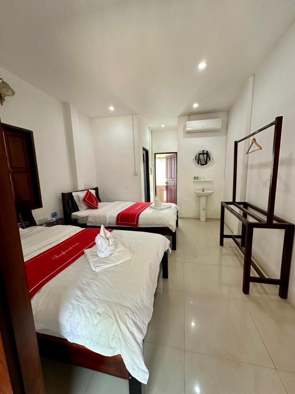 Residence Boutique Hotel Luang Prabang Esterno foto