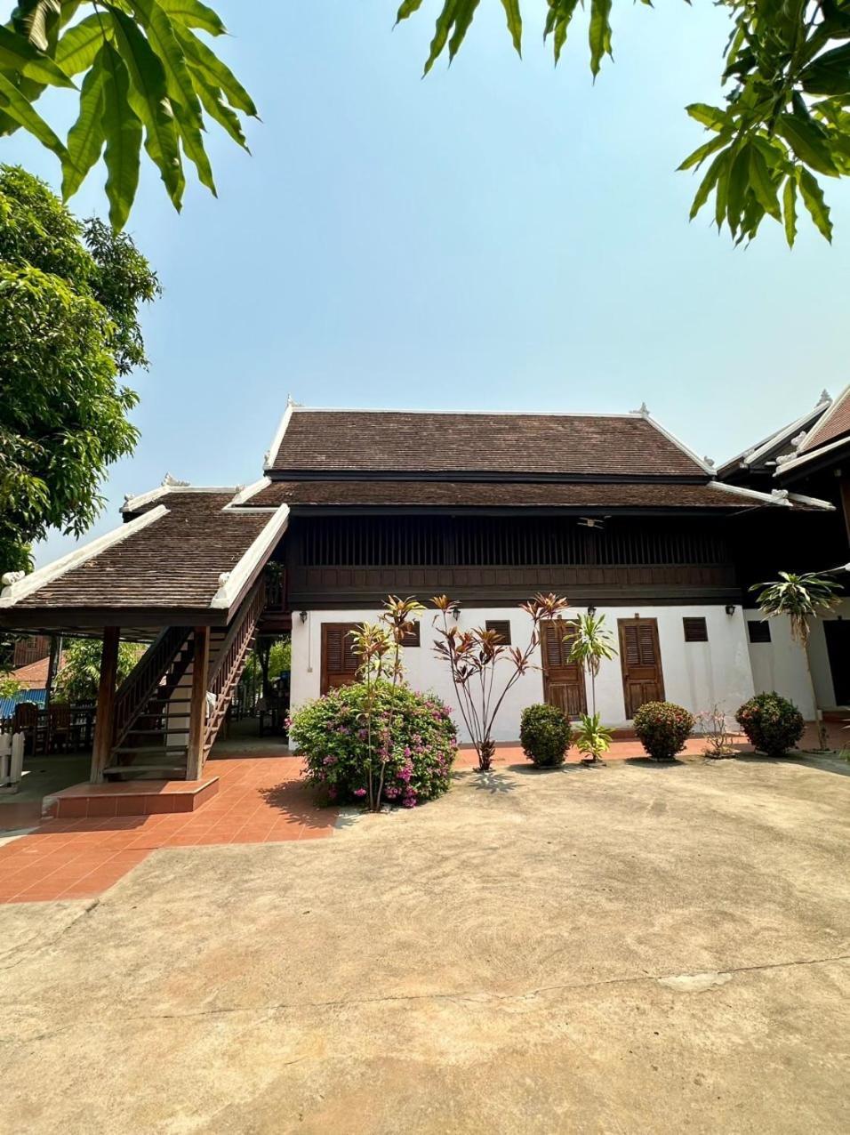 Residence Boutique Hotel Luang Prabang Esterno foto