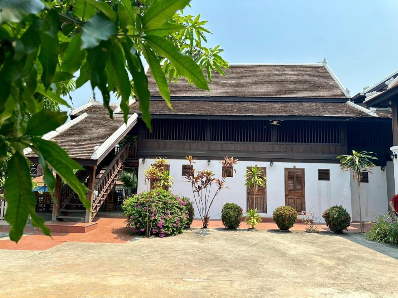 Residence Boutique Hotel Luang Prabang Esterno foto