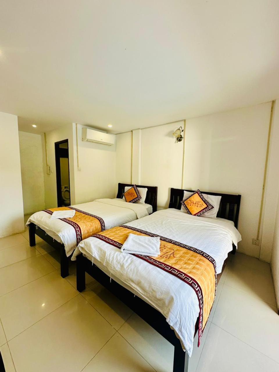 Residence Boutique Hotel Luang Prabang Esterno foto